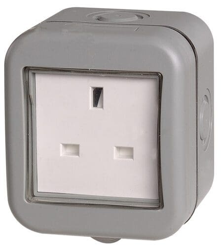 Weatherproof IP55 13Amp Unswitched 1 Gang Socket